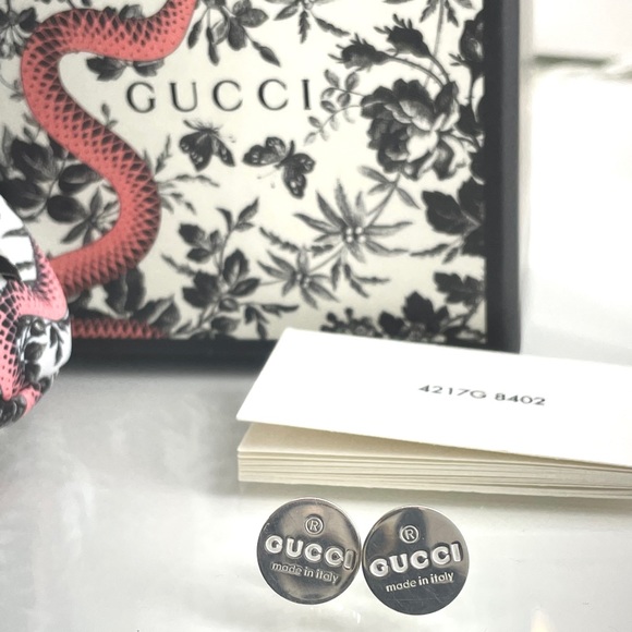 Authentic GUCCI STUD EARRINGS - Picture 10 of 12